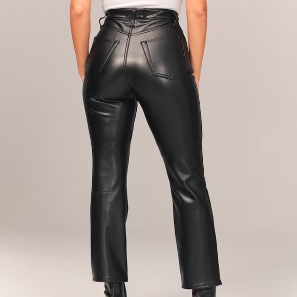 Mixed Fabric High-Rise Jeans - Picture 6 of 7